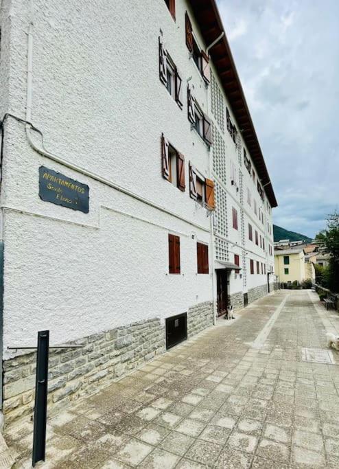 Apartament El Balcon De Biescas. Zewnętrze zdjęcie